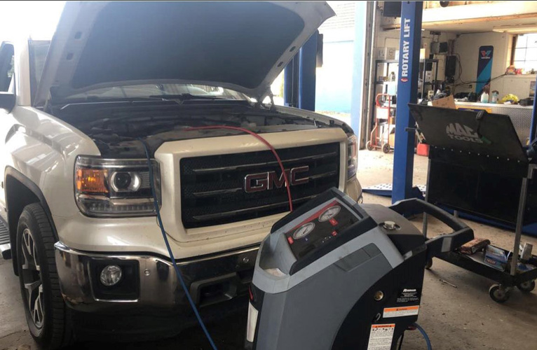 AC Evacuation-Refresh Machine